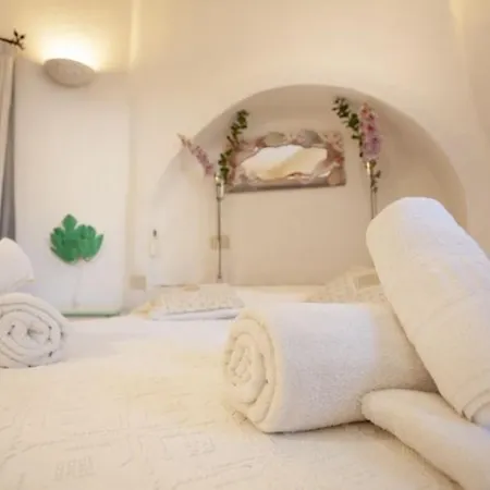 Charming In Olbia With Shared Pool And Garden
