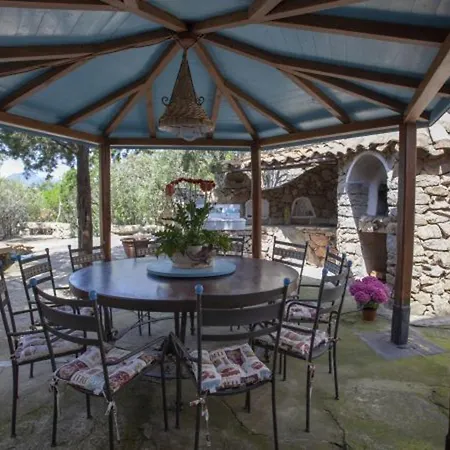 Charming In Olbia With Shared Pool And Garden Villa *