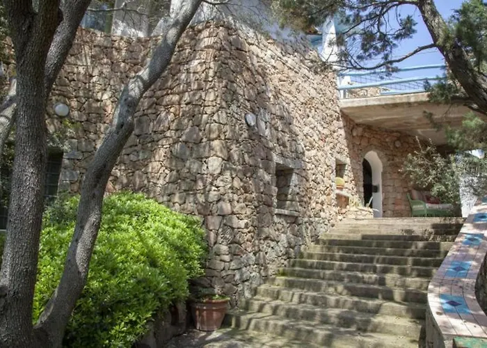 Villa Charming In Olbia With Shared Pool And Garden